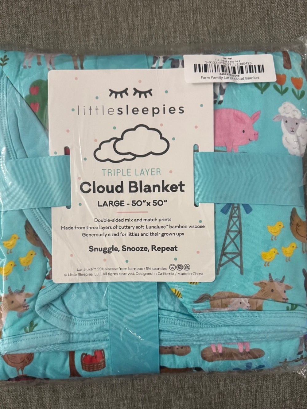 Little Sleepies NIB Farm Family Blue Cloud Blanket
